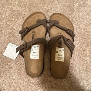Birkenstock Sandal - never worn